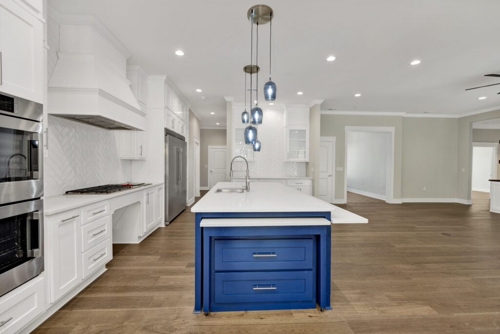 21 7016 chatham dr .21