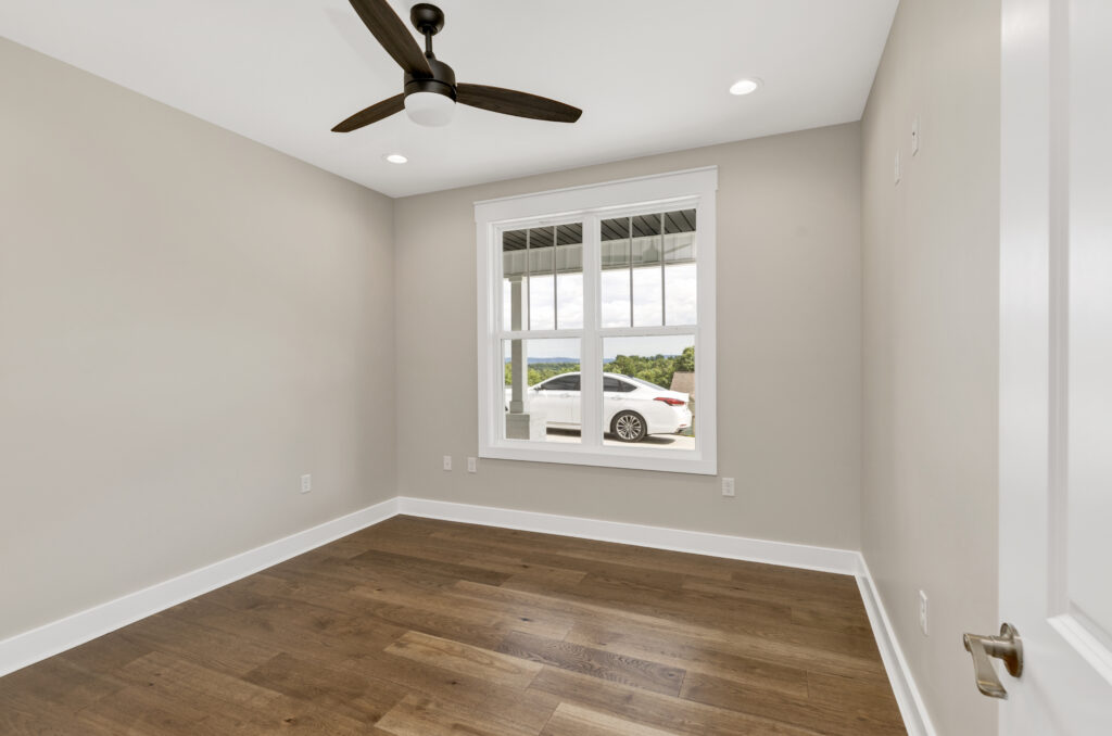 58 7016 chatham dr .58