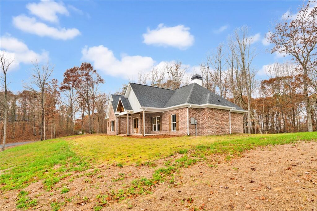 07 2. 2063 friendship mtn rd .7