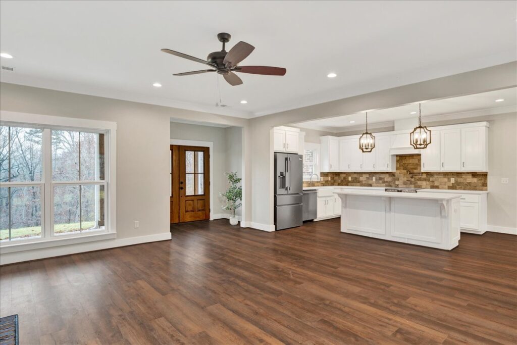 10 2. 2063 friendship mtn rd .10