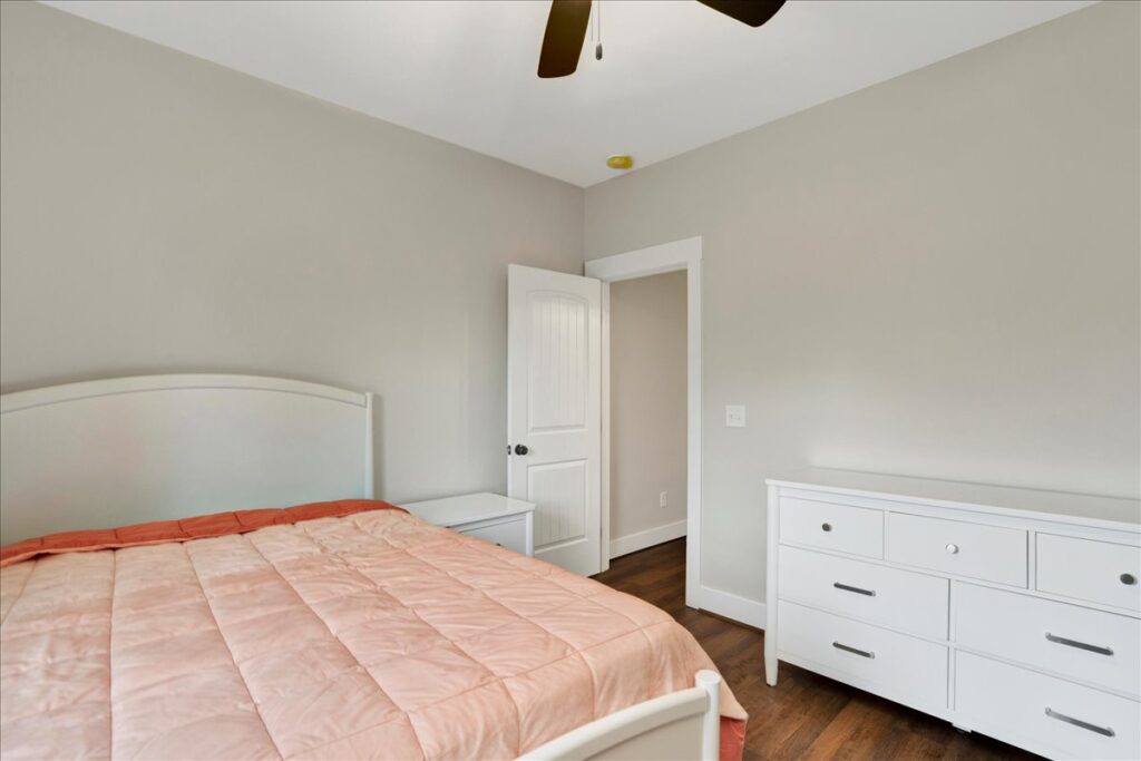 28 2. 2063 friendship mtn rd .28