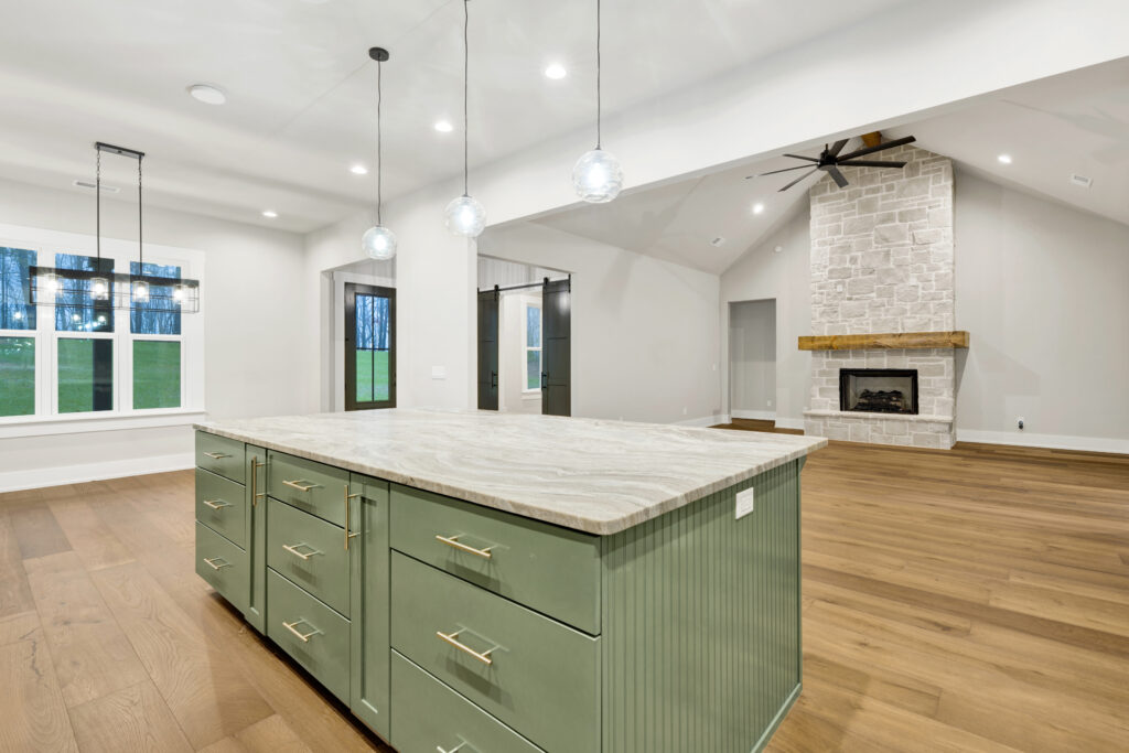 18 1832 summit park rd .18