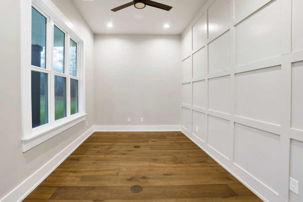 23 1832 summit park rd .23